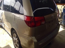 2005 TOYOTA SIENNA, XLE, 3.3L, AT, FWD.  Z25985